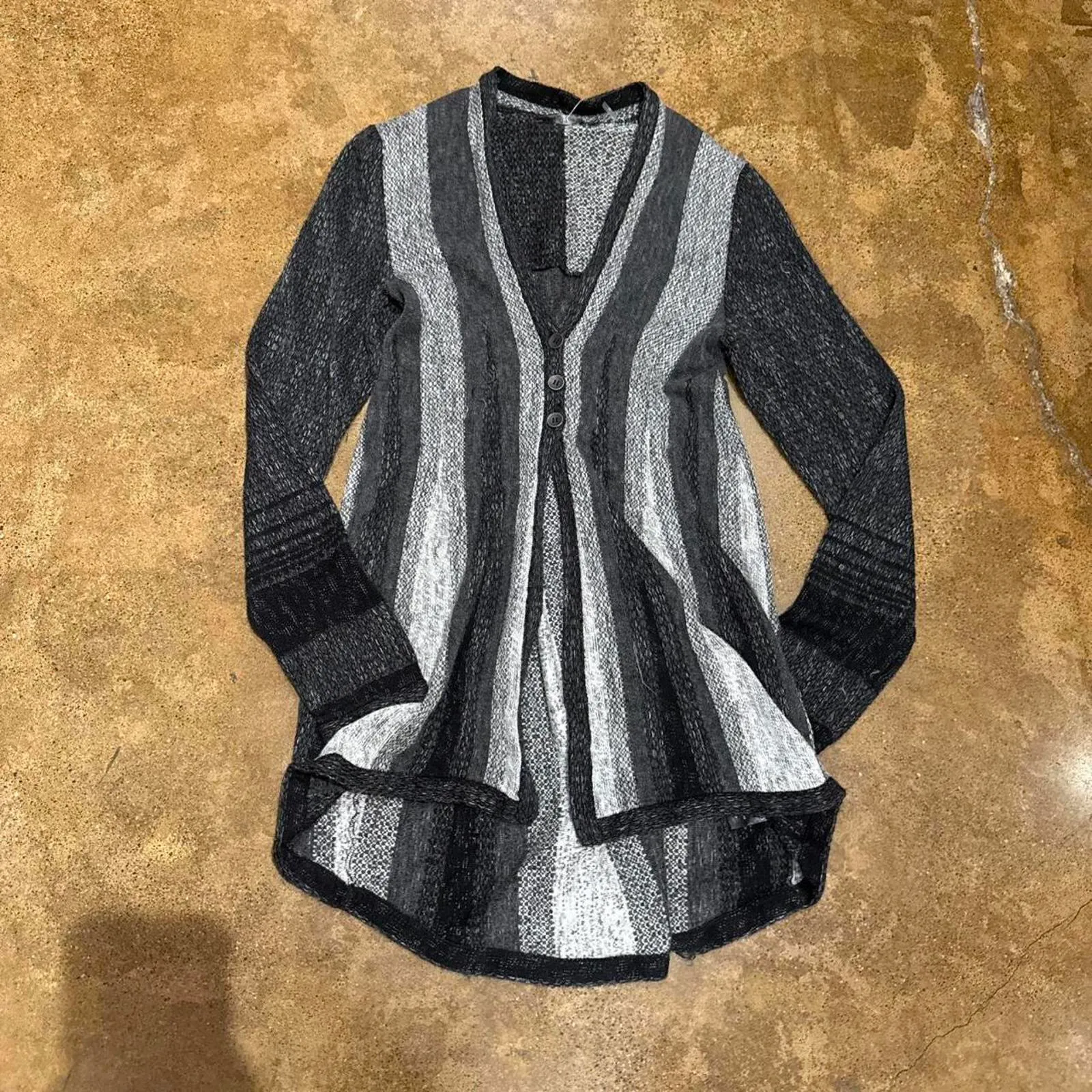 Nic+Zoe Women's Black and Grey Cardigan Size XS - Image 2