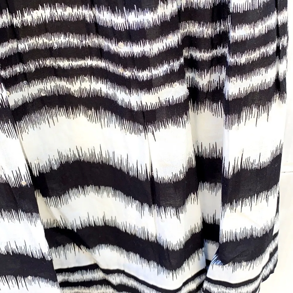 NWT BCBGMaxazria Womens size 0 black & white woven sequin sleeveless tulle dress - Image 8