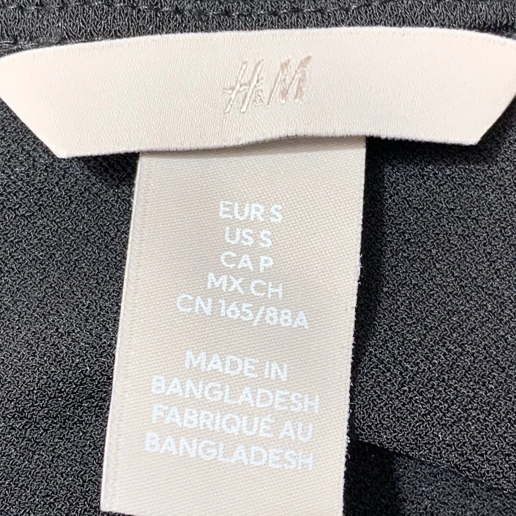 H&M Black Short Sleeve Blouse Women’s Size S Boat Neck Stretchy Polyester Top - Image 5