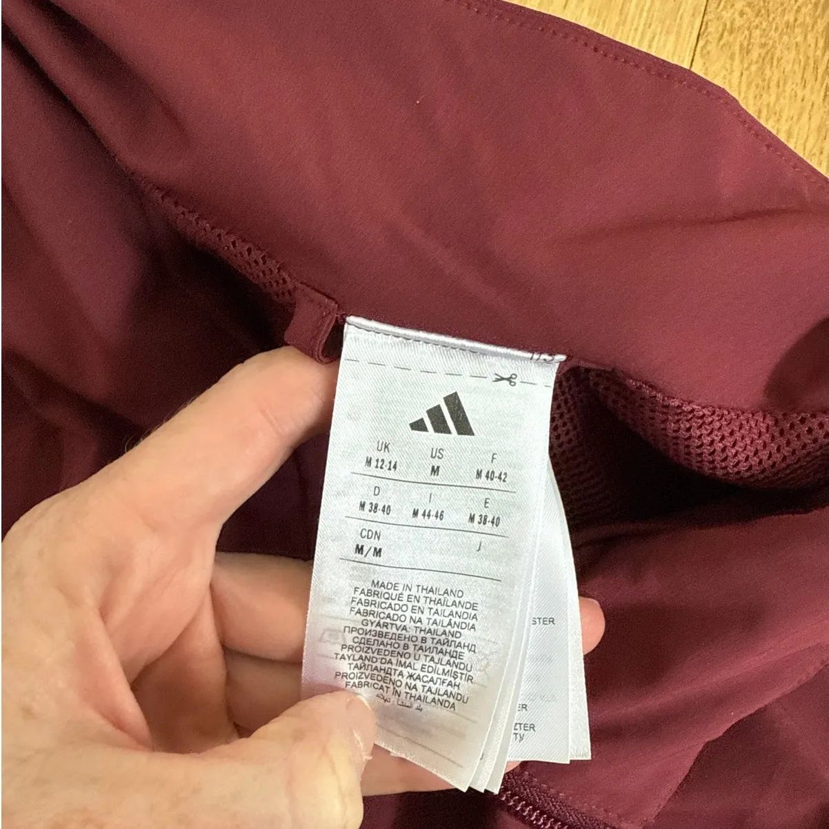 Adidas Windbreaker Oversized Hyperglam Size M Red White - Image 3