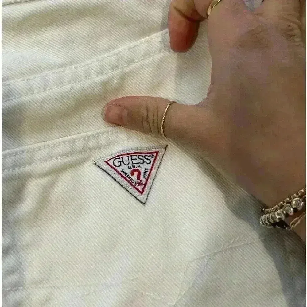 Vtg Guess Jean Shorts Size 30 90s High Waisted White‎ Denim Mom Made In USA - Image 6