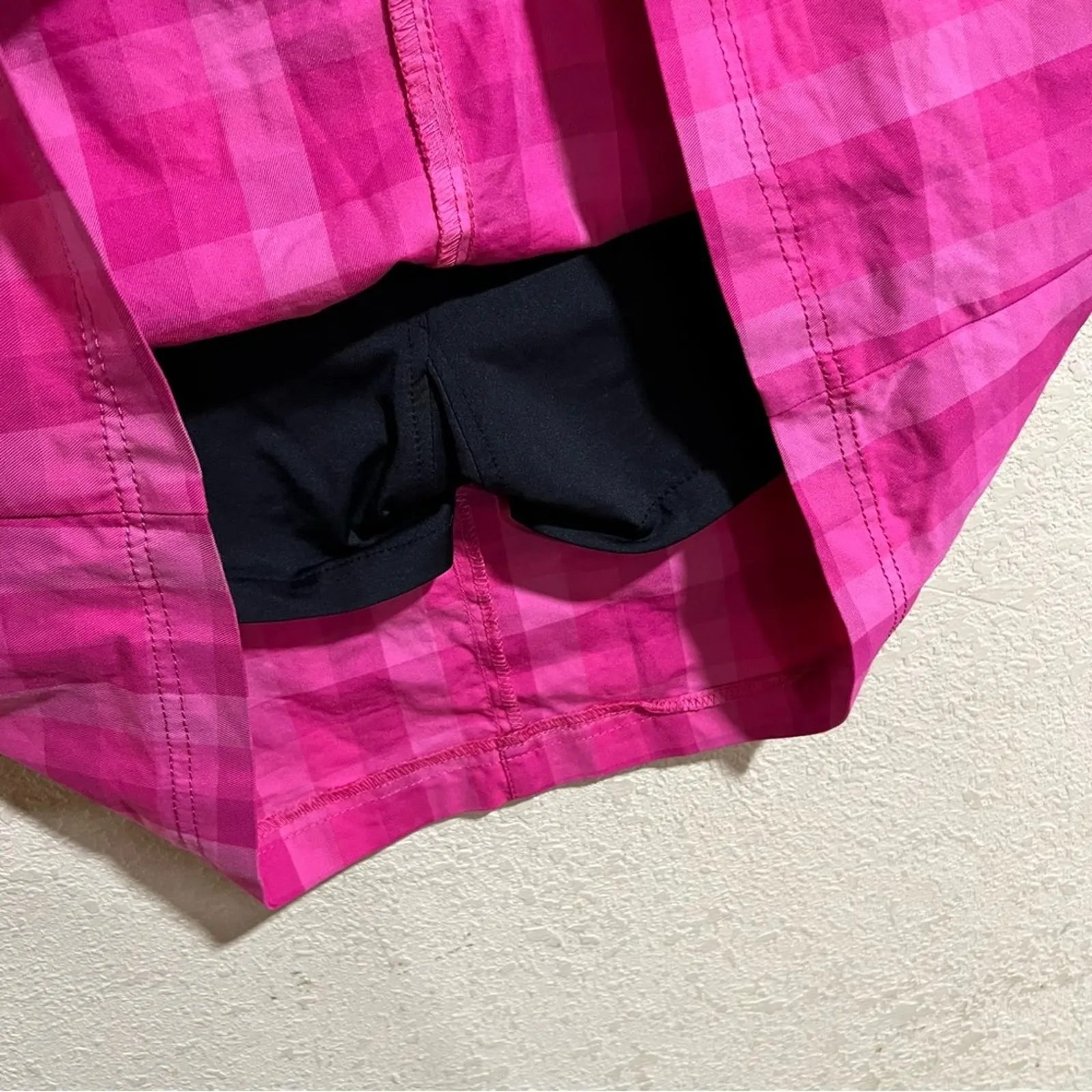 Cross Sportswear pink plaid golf skirt with shorts / skort 42 Size 12 - Image 3