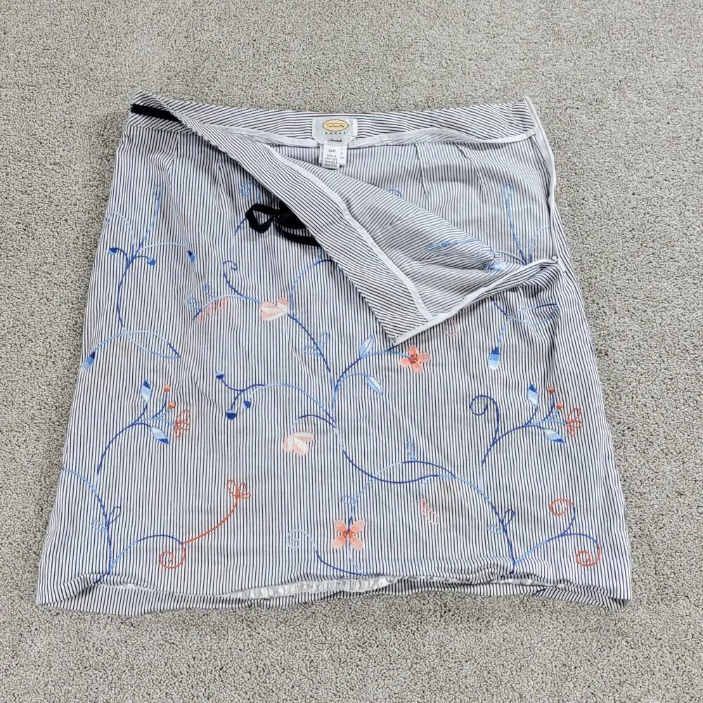 Talbots Womens Skirt 14 Blue White Striped Embroidered Flowers Stretch Lined - Image 6
