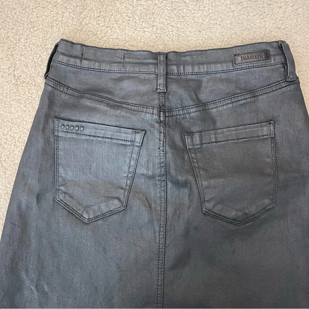 Frayed Edge Milla Black Coated Denim Mini Skirt in Spartacus - Image 5