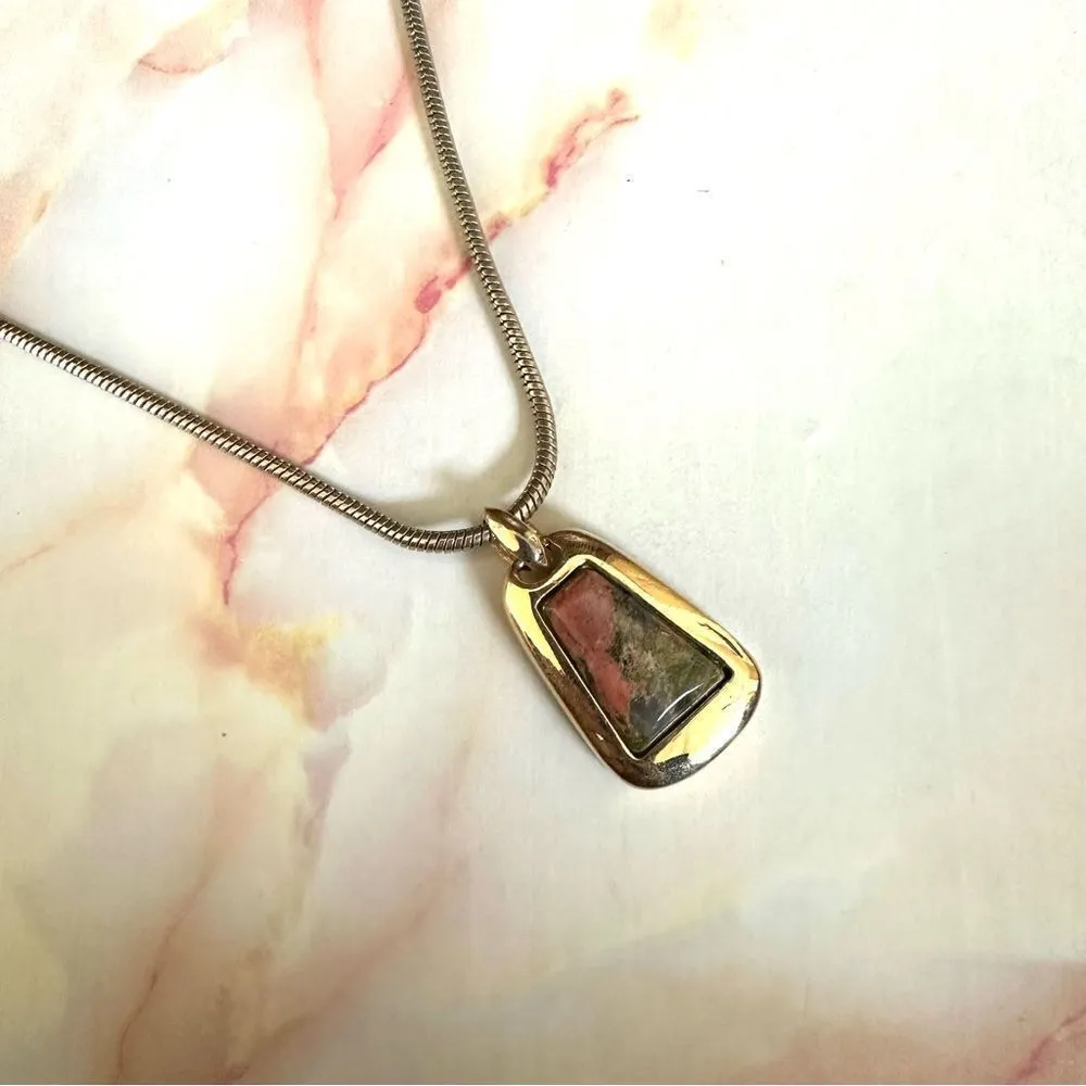 Roman unakite gold tone necklace and earrings set - Image 9