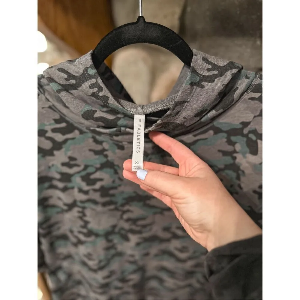 Fabletics Camo Hoodie -short sleeve - Image 3