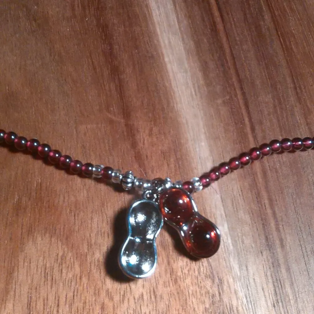 Garnet Beaded Necklace with Peanut Pendant - Image 6