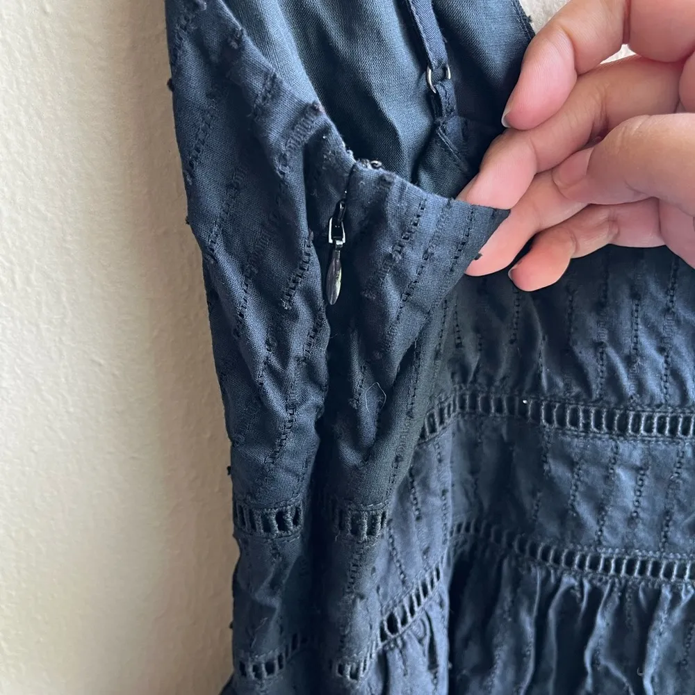 Banana Republic black 100% cotton tank top with adjustable straps - Image 5