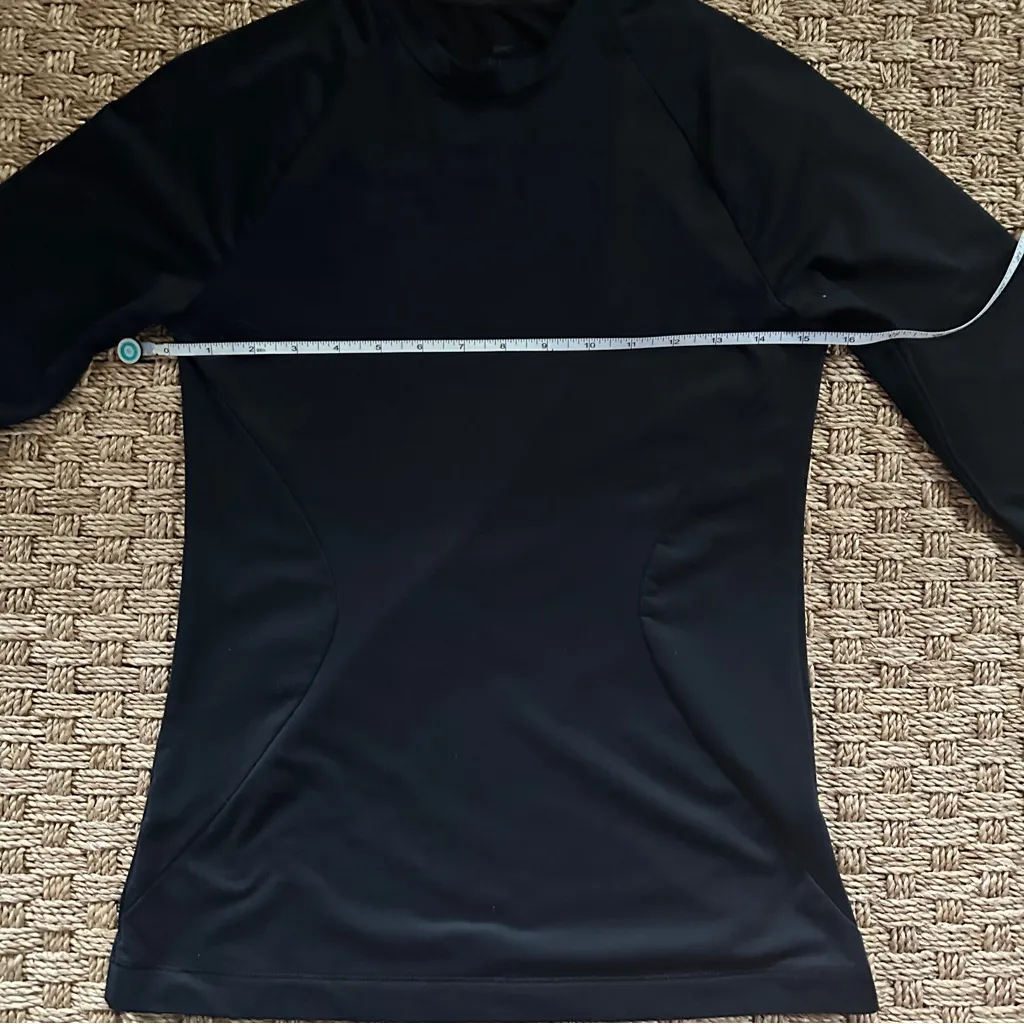 Nike Women's Black Long Sleeve Tee - Image 6