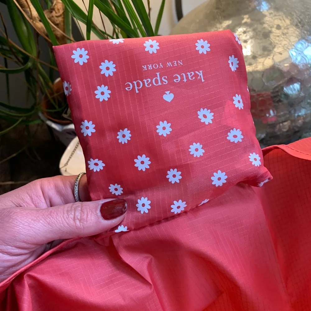 Kate Spade Authentic  Nylon packable 2 handle shopping bag - Image 6