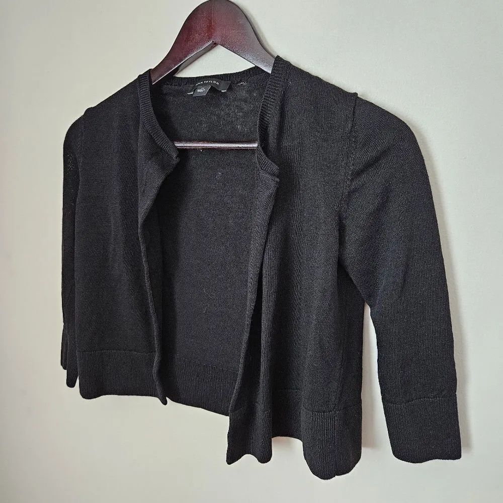 Ann Taylor Cardigan Sweater Short Business Casual Neutral Black Knit Classic - Image 2