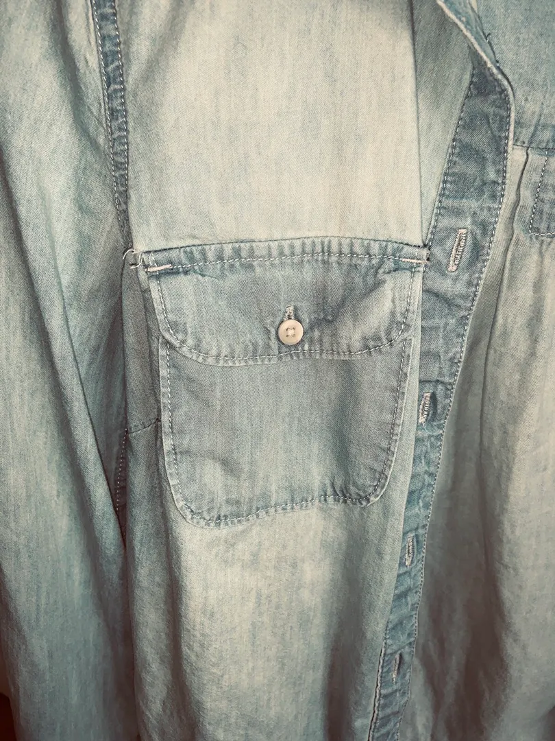 Merona Light Wash Top - Image 3