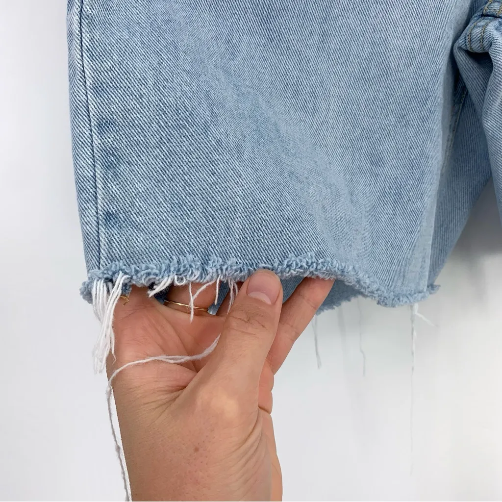 OAK + FORT Cutoff Jean Shorts Light Wash 27 Blue - Image 3