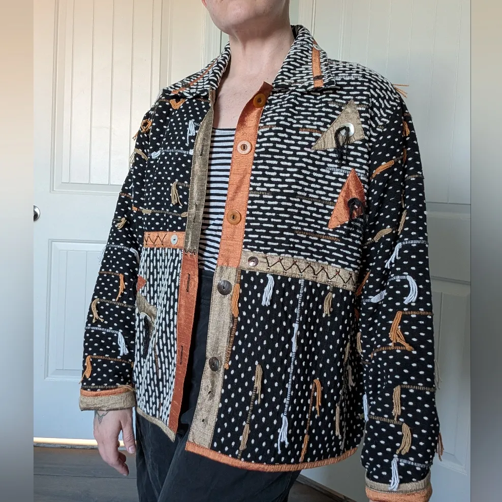 Vintage Yak Magik Silk Blend Western Blazer/Jacket Women's Medium Brown/White White - Image 2