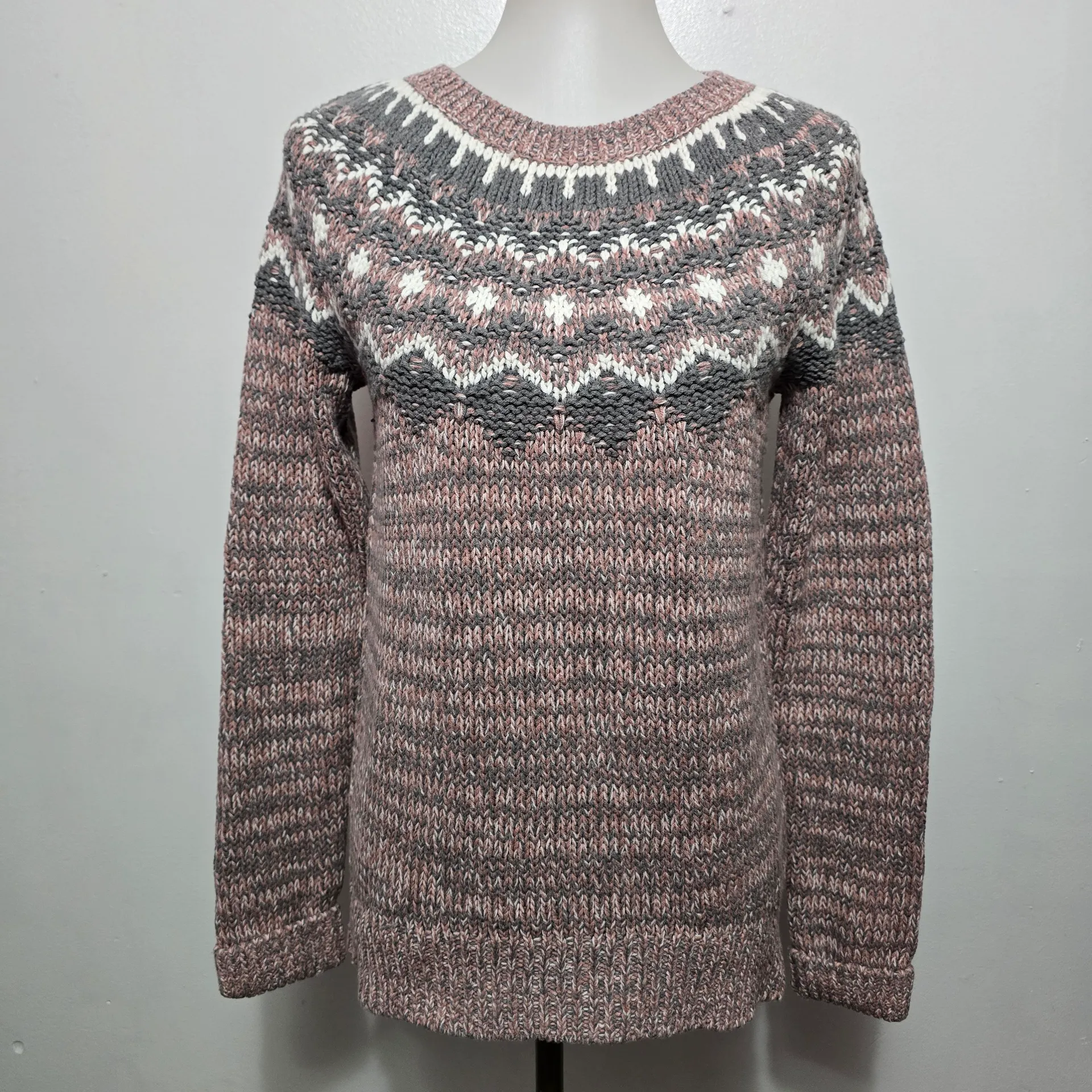 G.H. Bass Pink Gray Fair Isle Crew Sweater Medium Scandi Cabin Preppy - Image 2