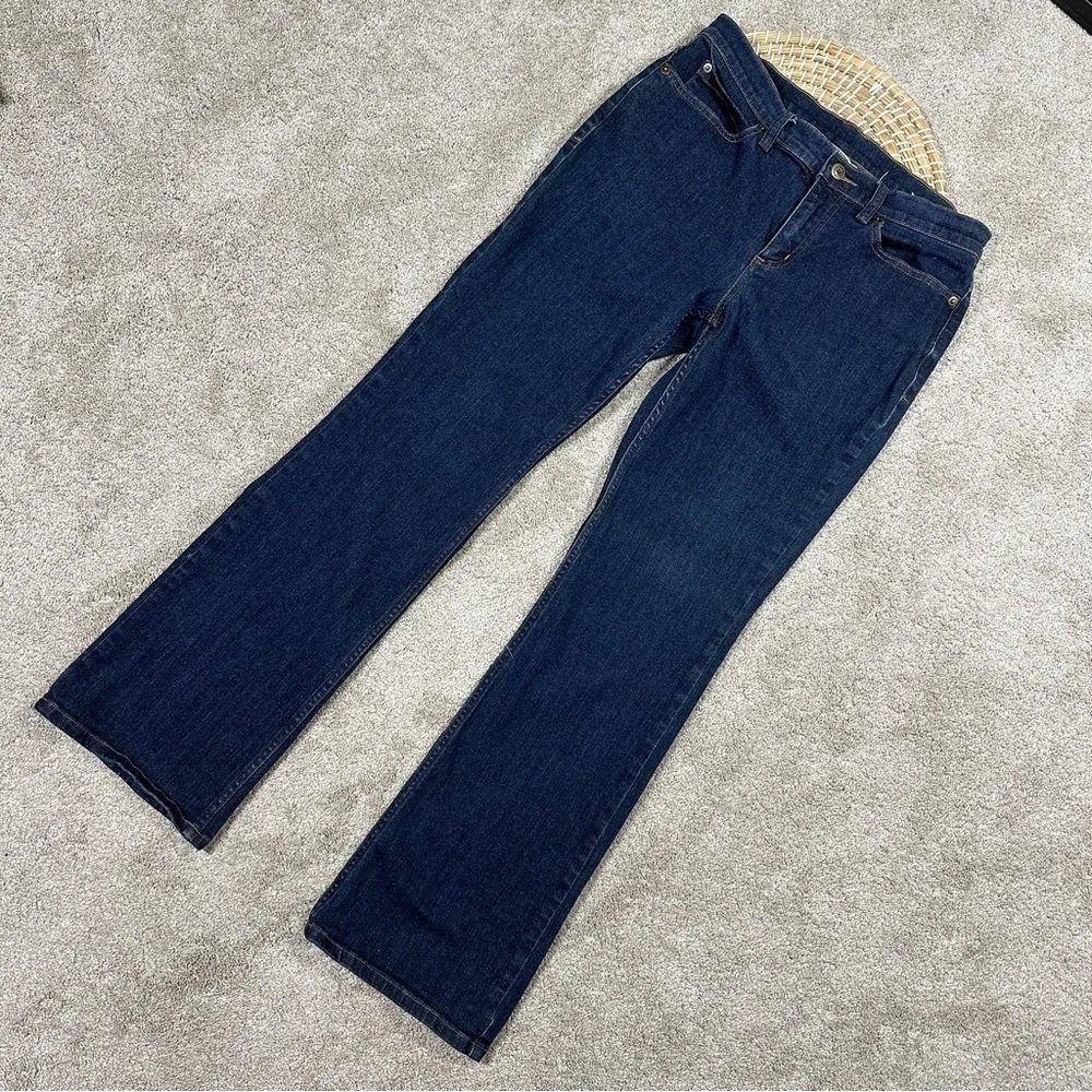 Duluth Trading Co Women's Daily Denim Bootcut Jeans Mid Rise Medium Wash 8X31 Blue Size 8 - Image 4