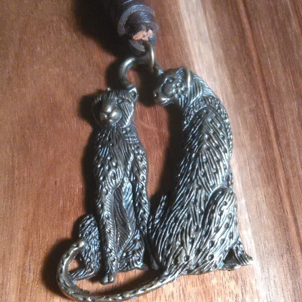 Cheetah Pair Goldtone Keychain in Faux Leather - Image 3