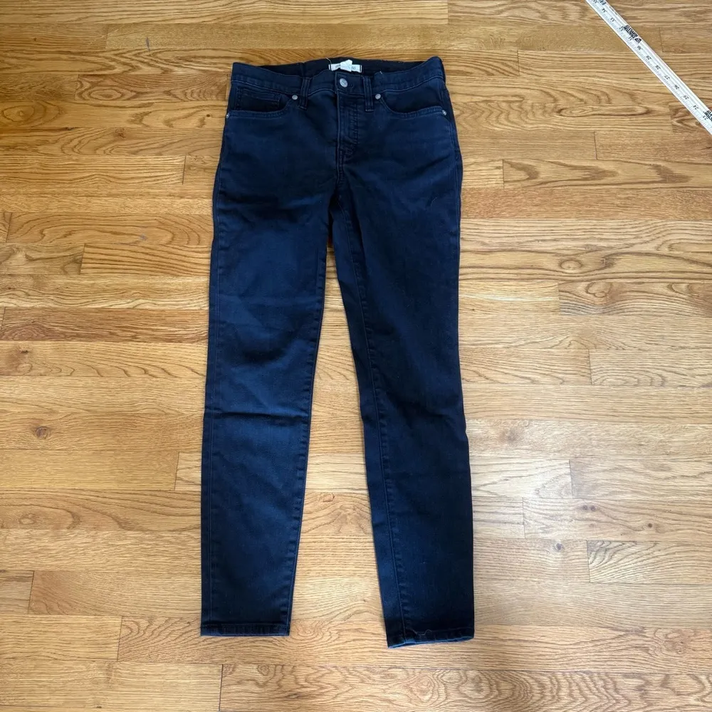 Madewell 9" Mid-Rise Skinny Jeans in ISKO Stay Black size‎ 29 - Image 2