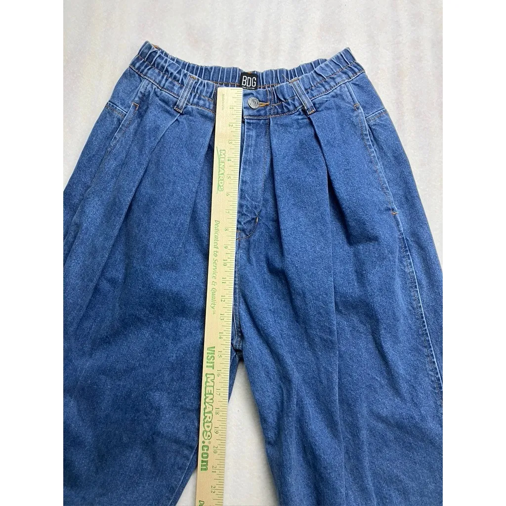 BDG Urban Outfitters Barrel Pleated Crop Jeans Blue Denim Women's M Size undefined - Image 7