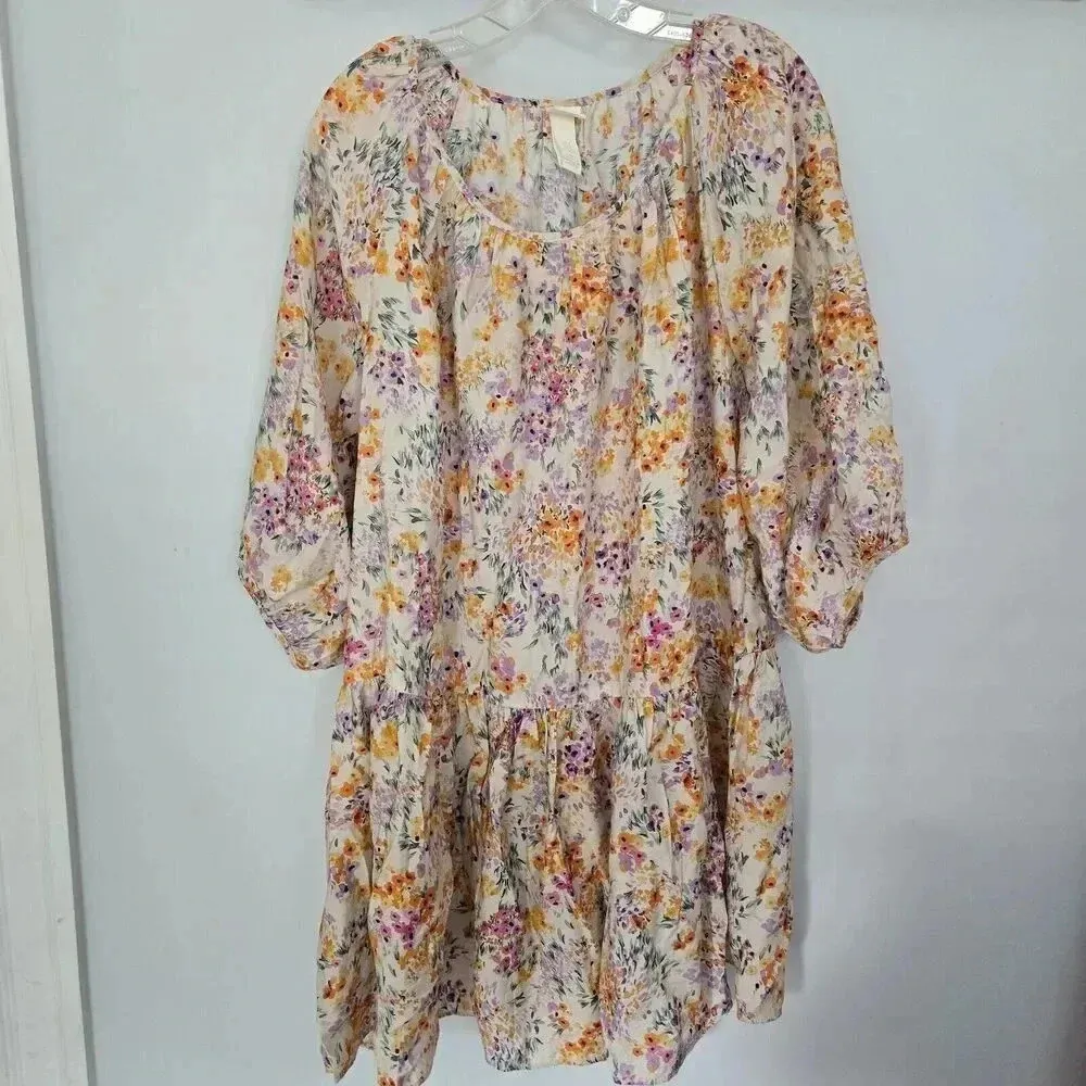 H&M Airy Dress Cream Floral Dress size Medium‎ - Image 4