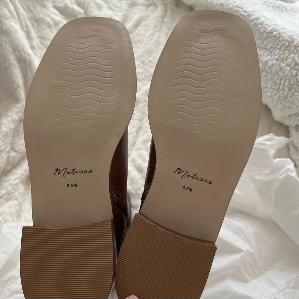 Franklin Boots By Matisse Size 9.5 - Image 6