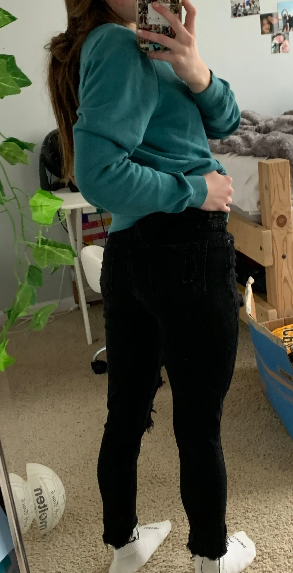 black ripped jeans Size 25 - Image 2