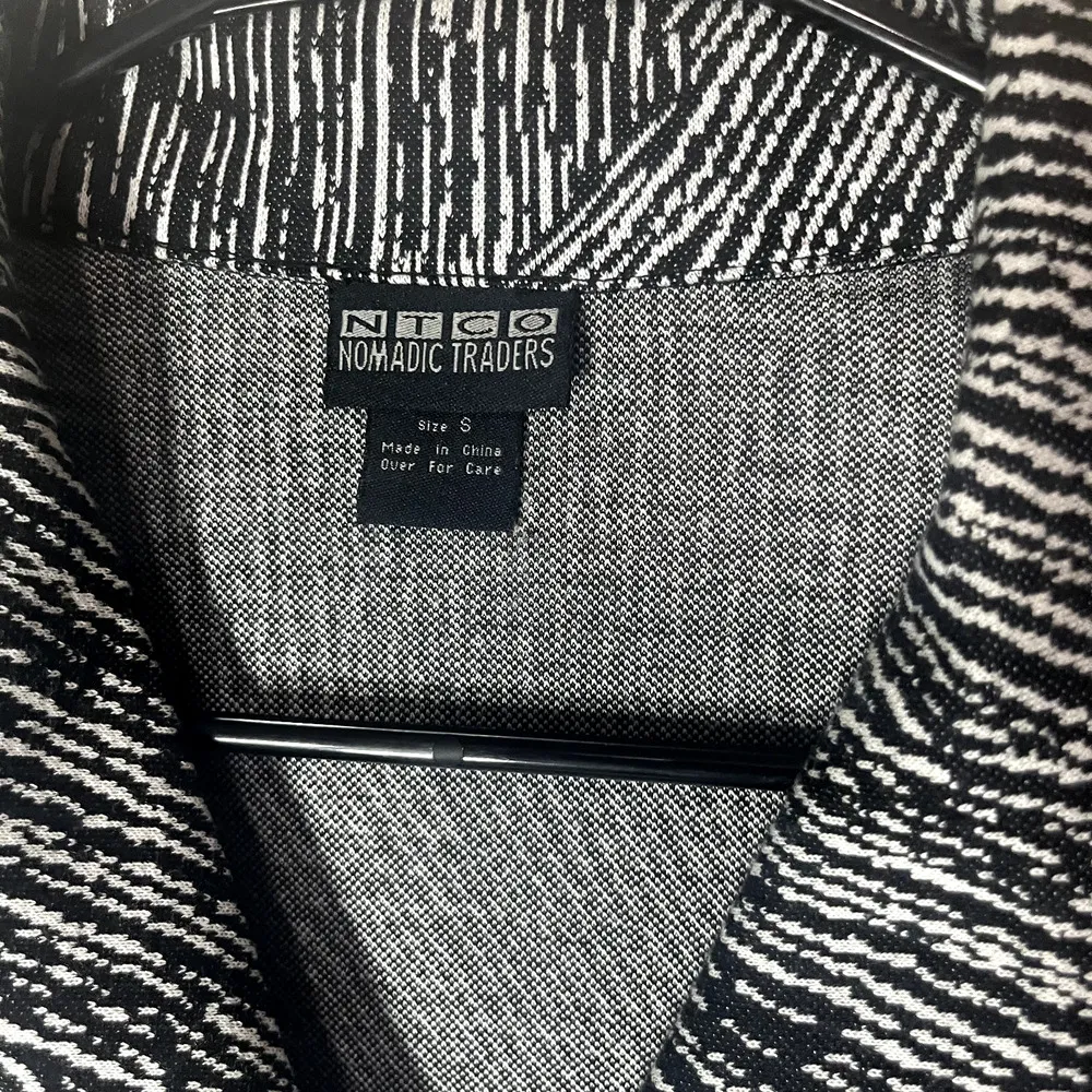 NTCO Nomadic Traders Women's Black & White Jacket Blazer sz S Large Buttons - Image 4