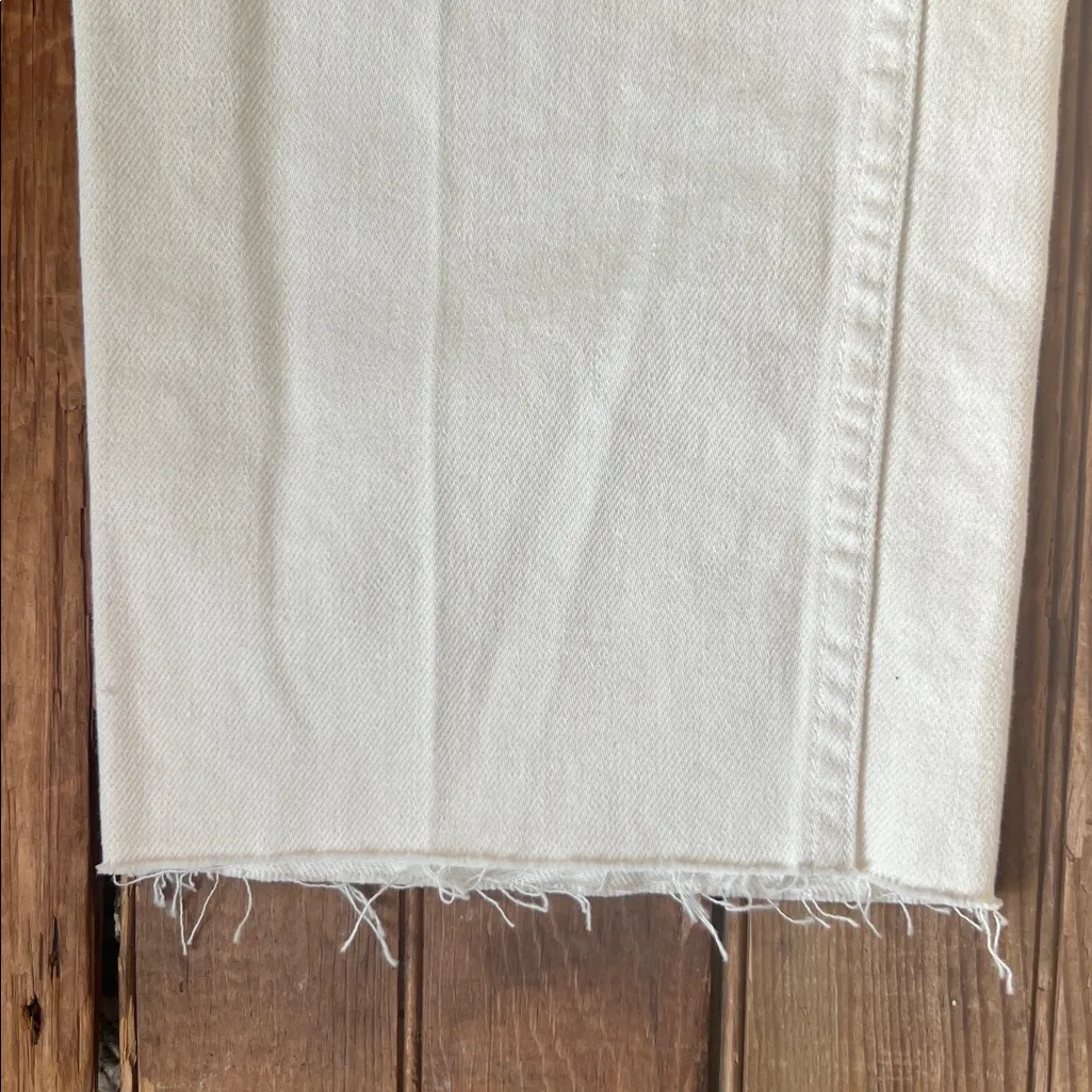 L’Agence Women's Milana low rise Off-White Straight Leg raw hem Jeans size 28 - Image 8