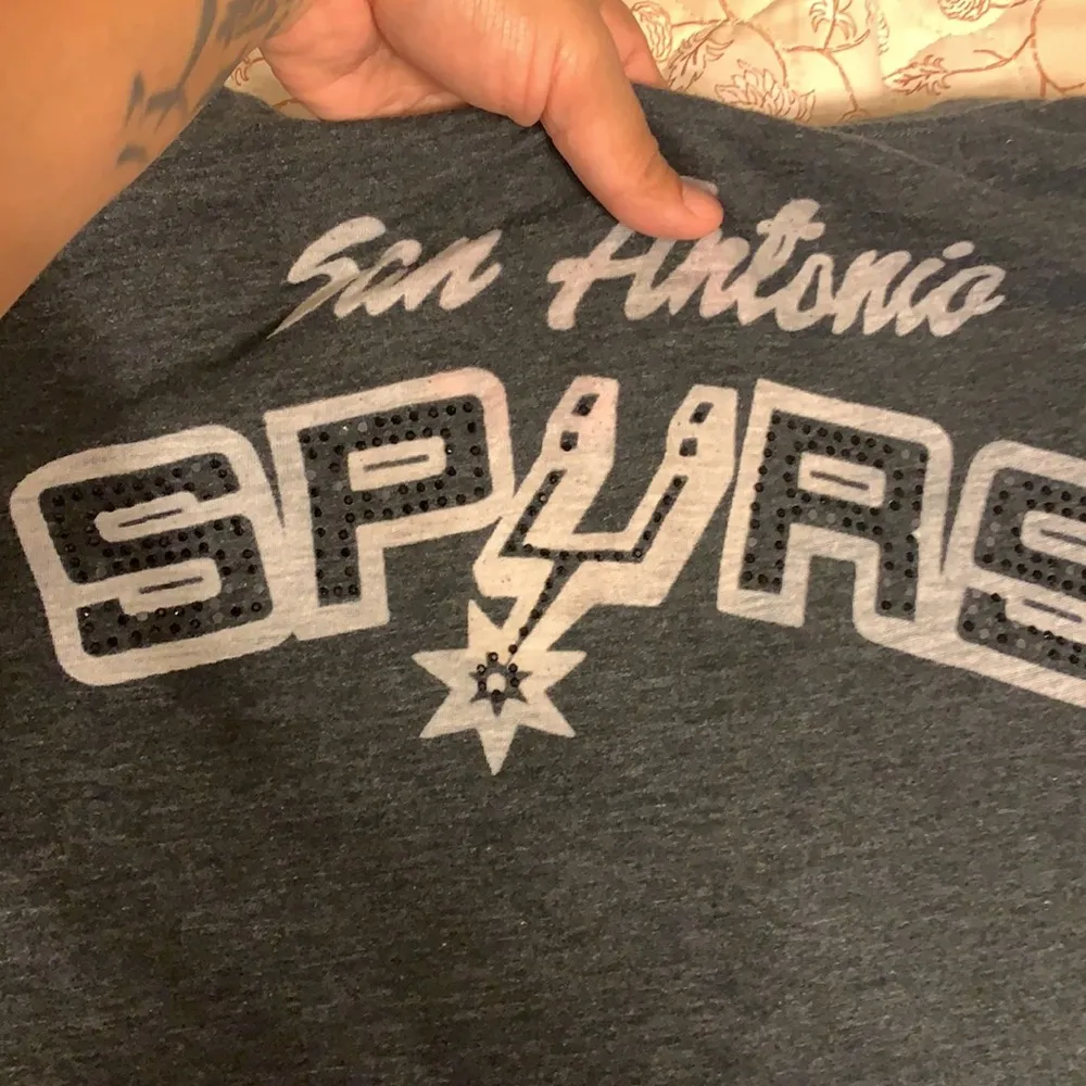 Spurs shirt - Image 5