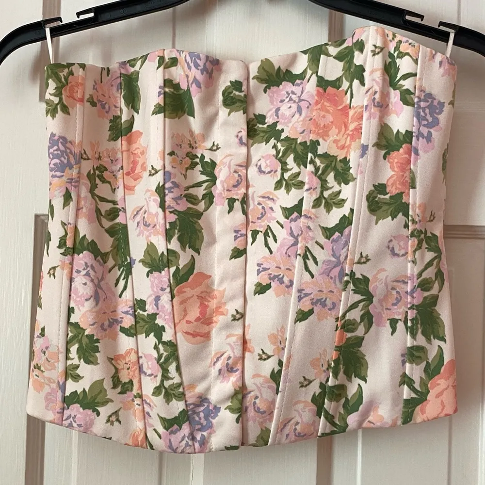 Cream and Pink Floral Corset Top - Image 2