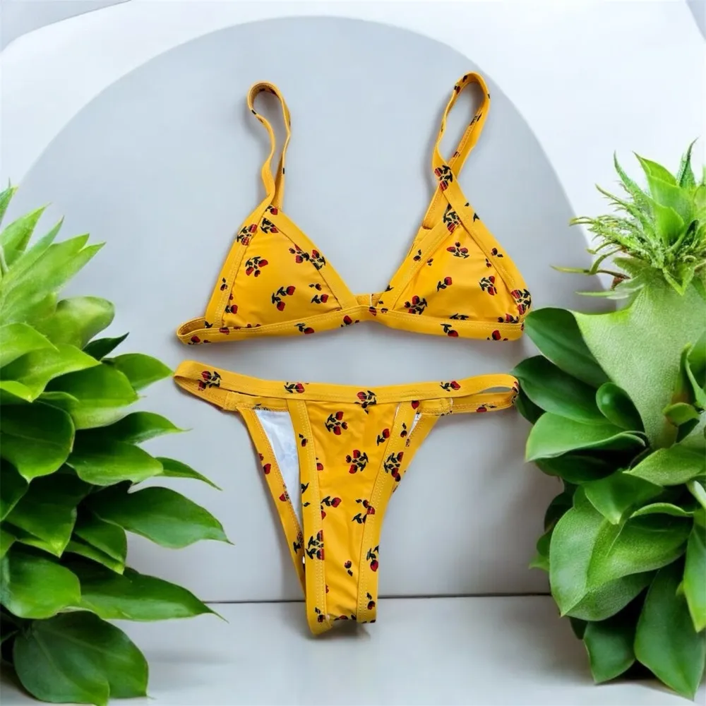 SHEIN NWOT Bikini Small - Image 2