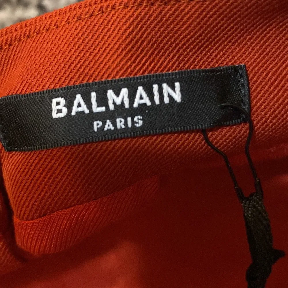 Balmain Red Button Skirt size FR 40 - Image 5