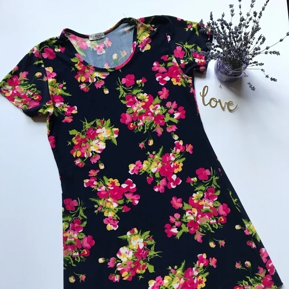 Floral Vintage Style Baby - Image 2