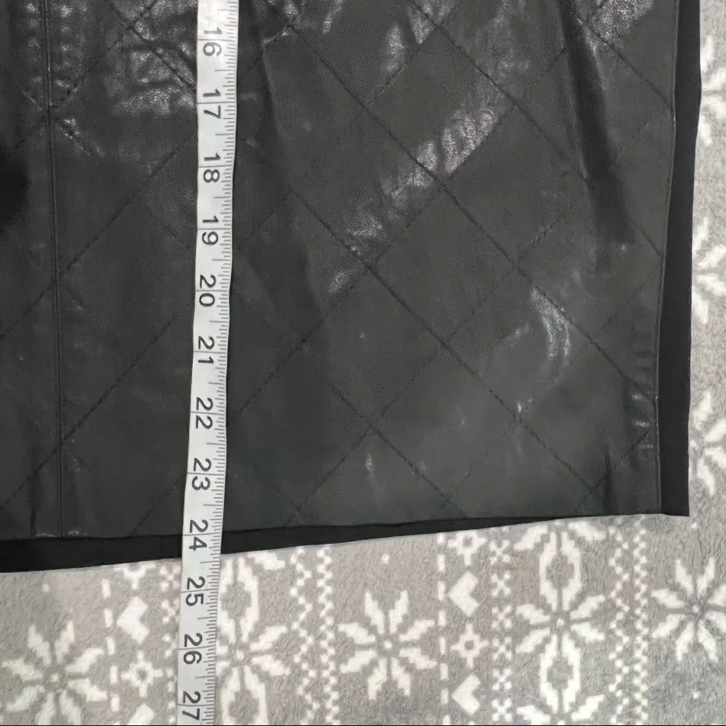 Chico's Faux Leather Quilted Pencil Skirt In Black Size‎ Medium (10) - Image 10