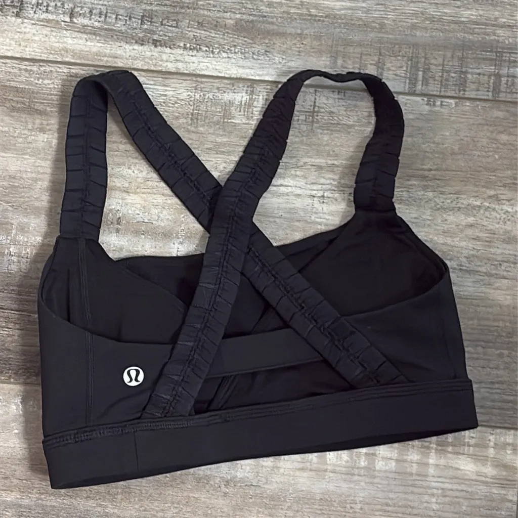 Lululemon Inner Heart Bra size 4 - Image 9
