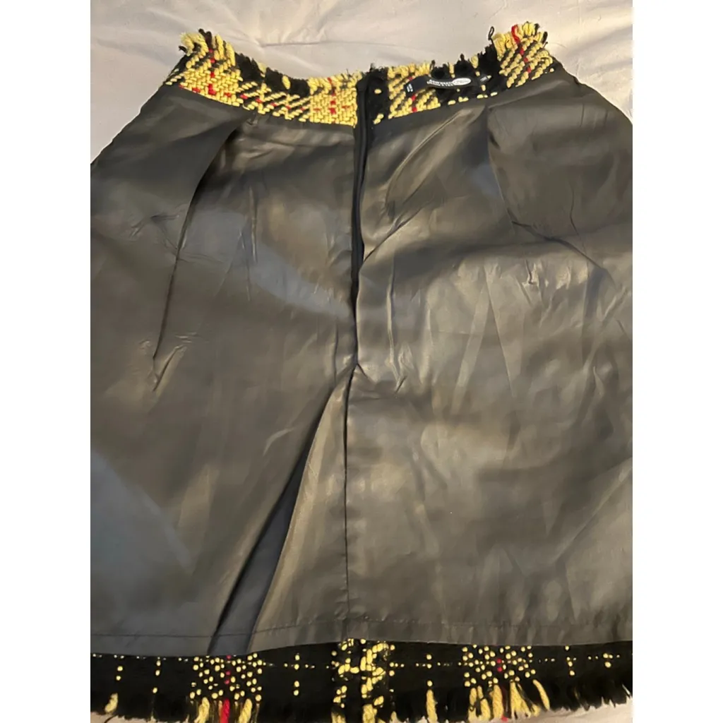NEW Yellow Plaid Winter Mini Lined Blend Skirt XS Black - Image 3