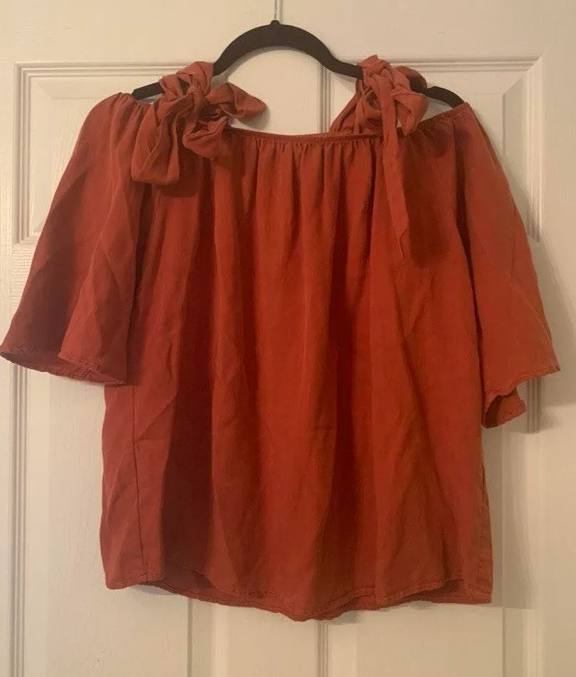 Boutique Top - Image 2