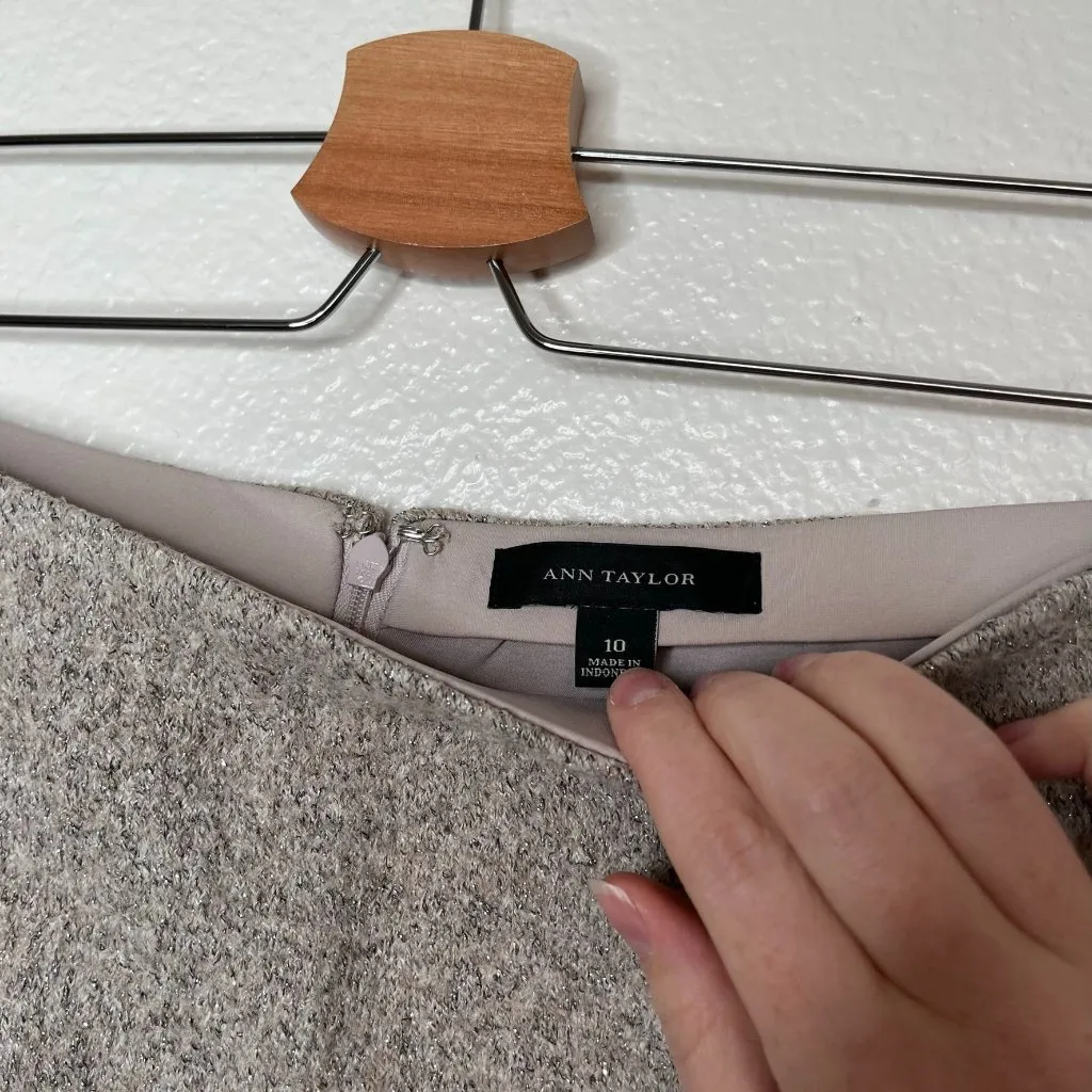 Ann Taylor women’s 10 gray wool metallic knit short pencil skirt career wear - Image 4