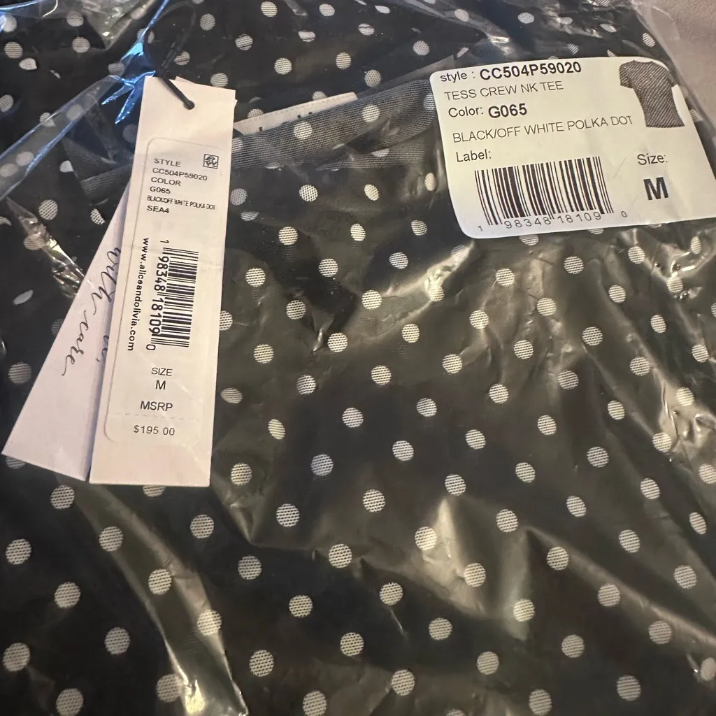 NWT- Alice and Olivia TESS TEE size M - Image 8