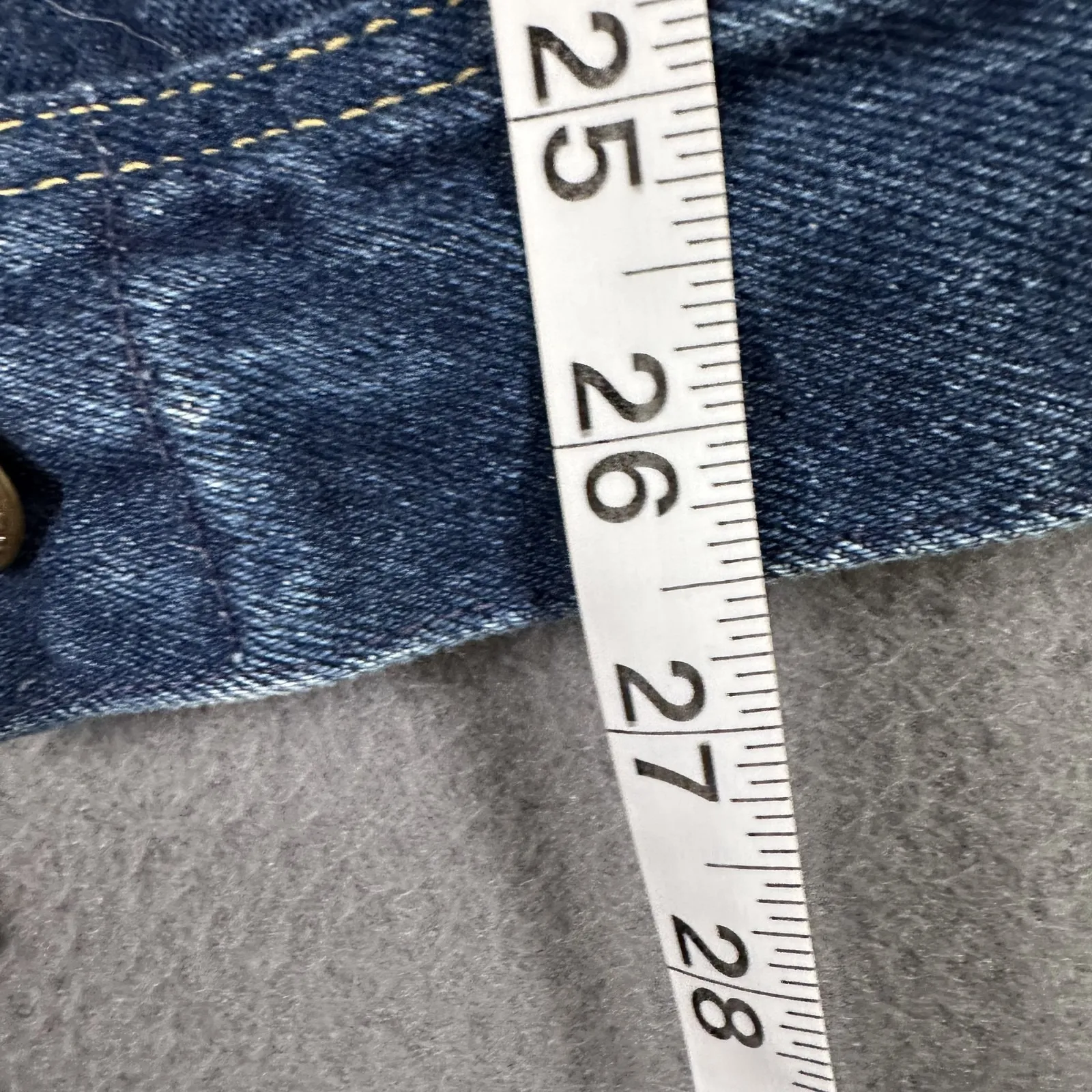 Vintage Lee Trucker Jacket Womens 11/12 Blue Denim Trucker USA Union Made - Image 16