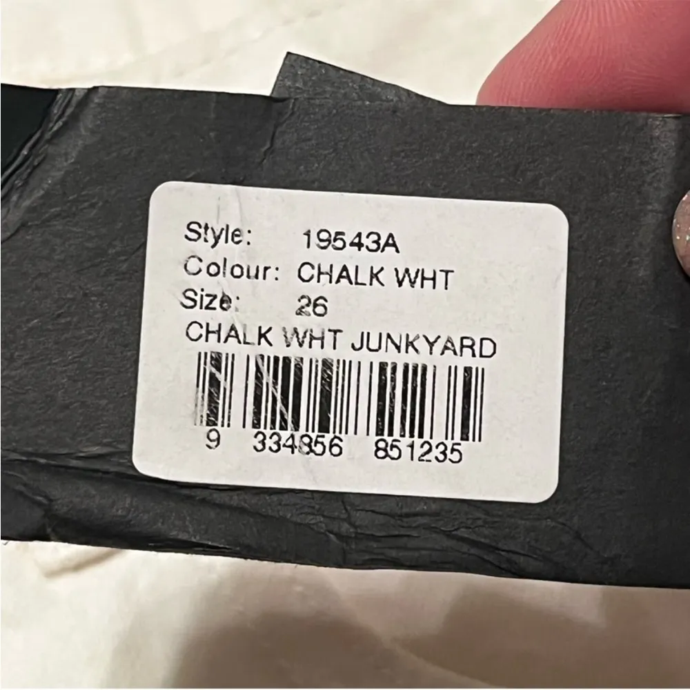 One X One Teaspoon Women Size 26 White Junkyard Sort Distressed Skirt Button NEW - Image 4