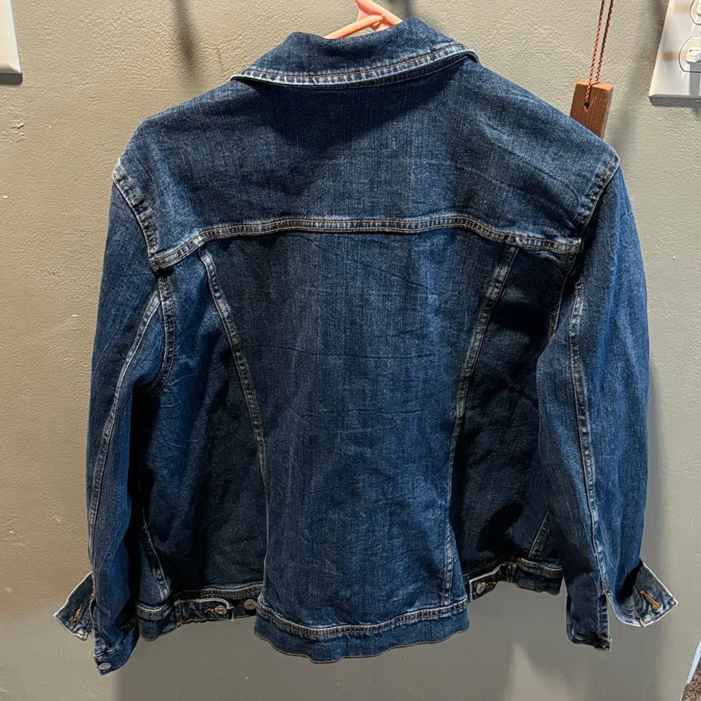 Old Navy Classic Blue Denim Jacket - Image 3