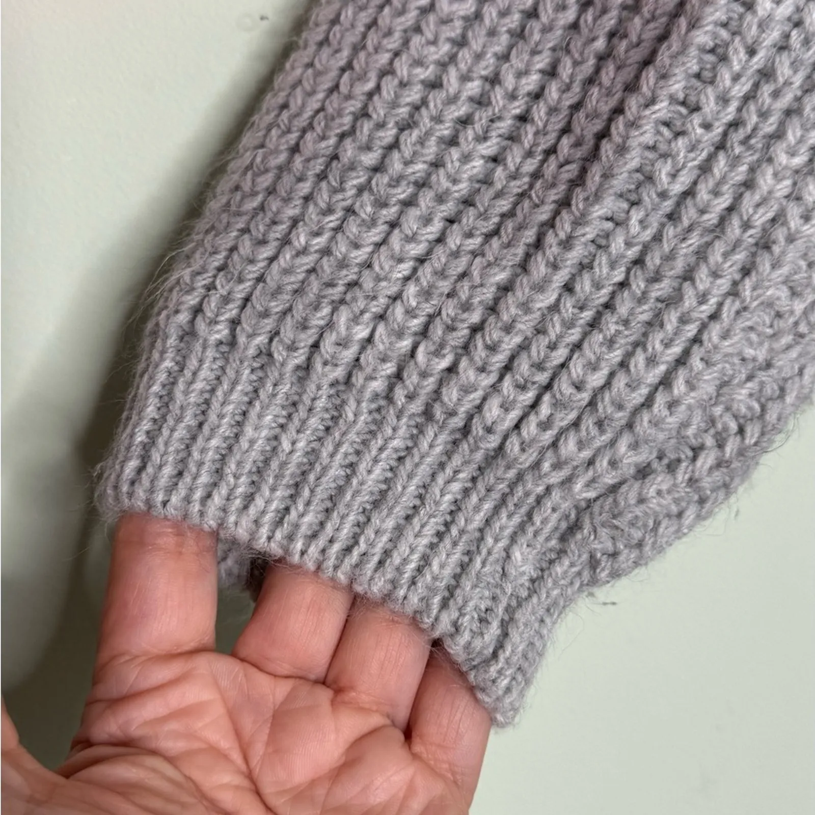 Women's Distressed Loose Relaxed Knit Chunky Oversized Frayed Sweater Tunic - Image 7