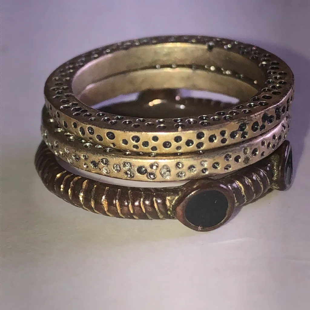 Elegant Aged Metal Stacked Boho Ring Set - Image 4
