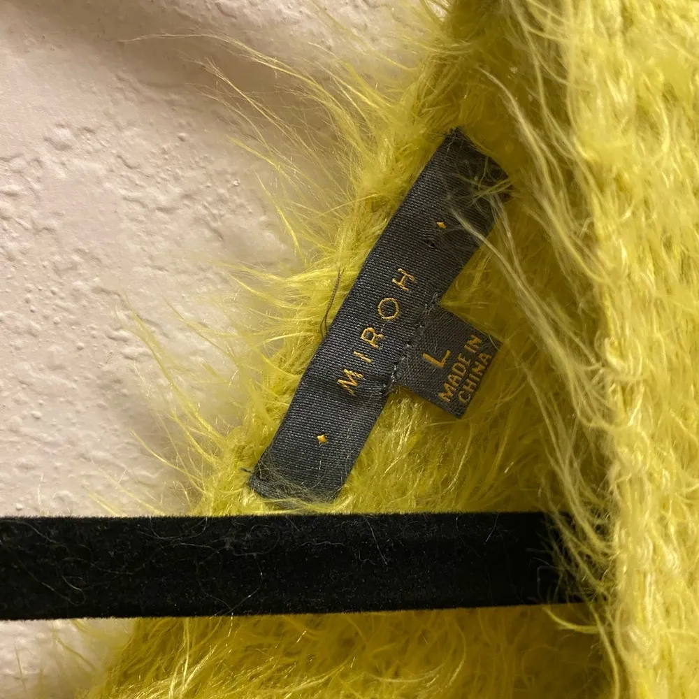 Miroh Lime Green Eyelash Twist Back Sweater. Size L - Image 5