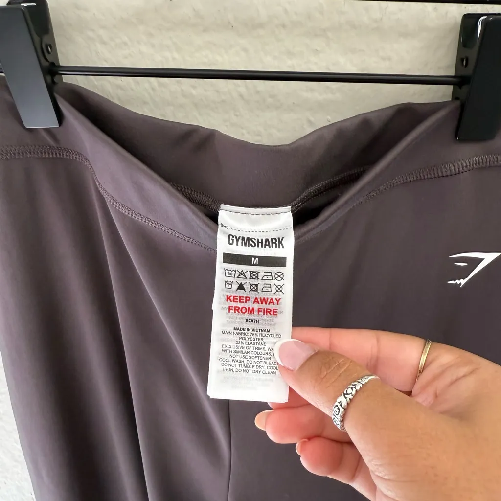 Gymshark EVERYDAY REGULAR FLARED LEGGINGS Grey Purple Size M Wide Leg Athletic - Image 4