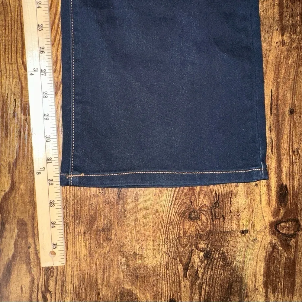 No Boundaries Women's Juniors 17 Blue High Rise Mom Dark Wash Relaxed Fit Denim - Image 9