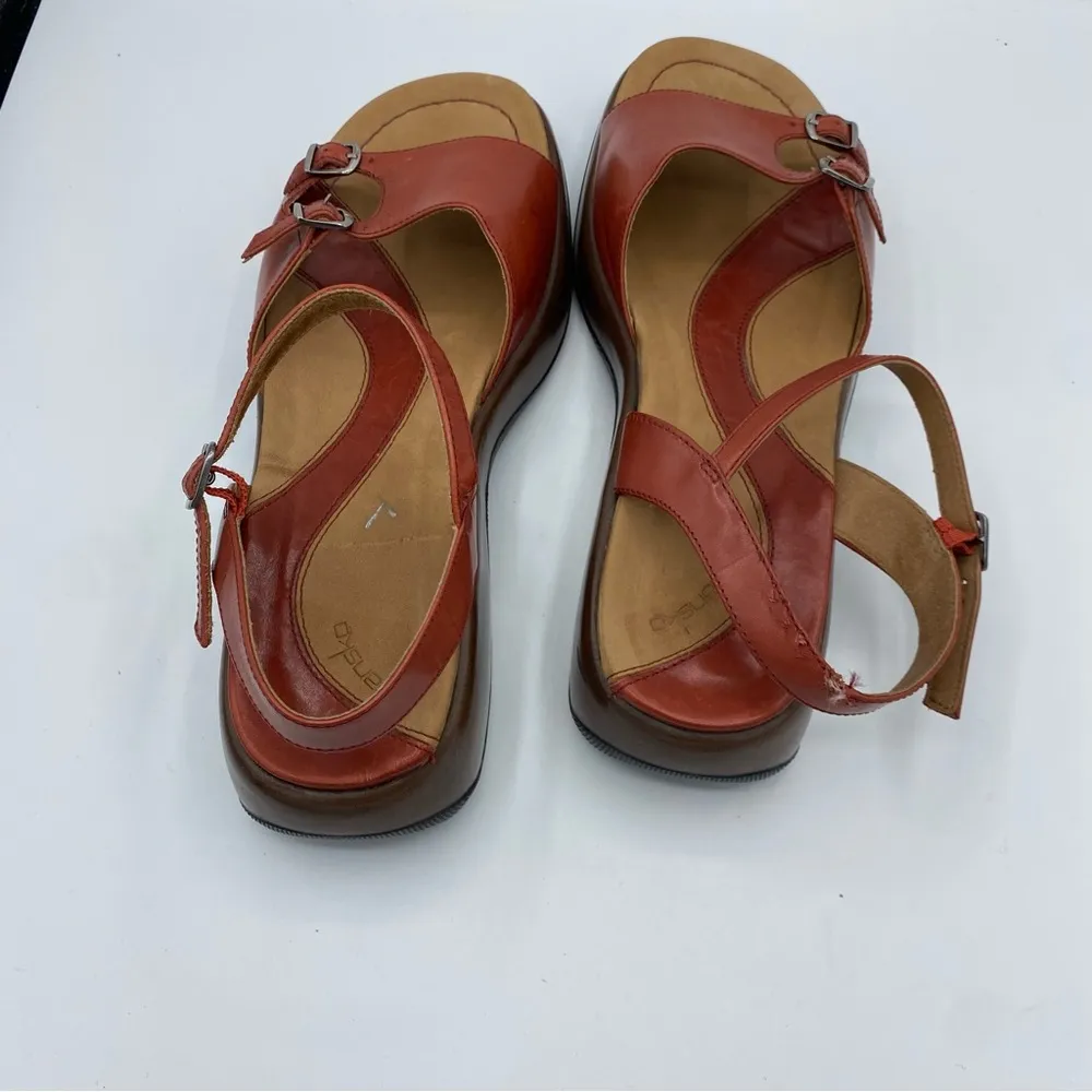 Dansko Lynnie Wedge red orange chunky Sandals size 41 vintage retro comfort - Image 6