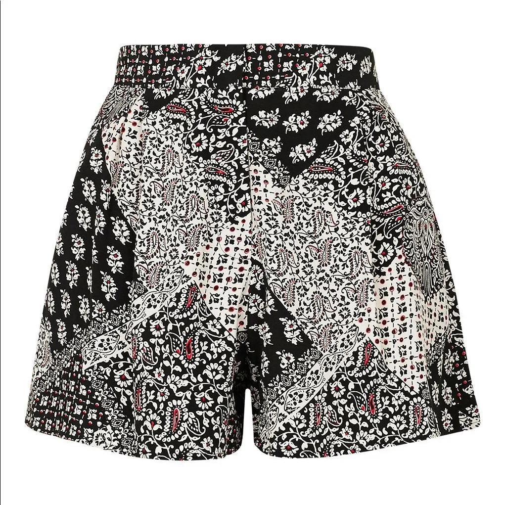 TOPSHOP Scarf Printed High Rise Shorts Black Size 4 - Image 2
