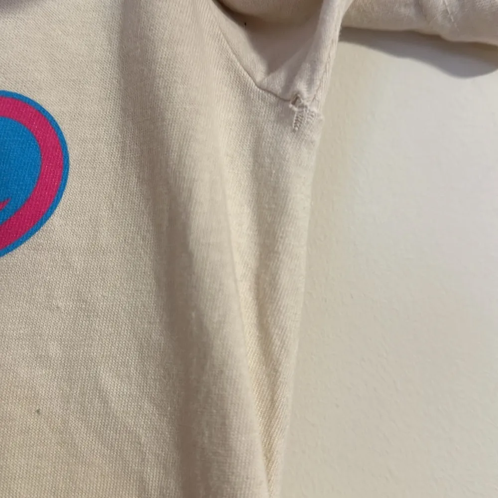 ADELE weekends with Adele 3d residency short sleeve tshirt cream pink blue S - Image 4